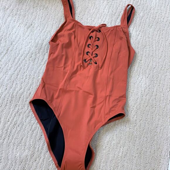 Solid & Striped The Sophia Lace-Up One Piece Swim - Picture 4 of 11